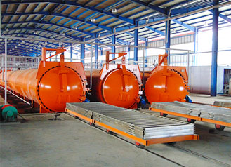 2012年11月11號(hào)河北新樂市及河間市安裝的粉碎機(jī)順利試車